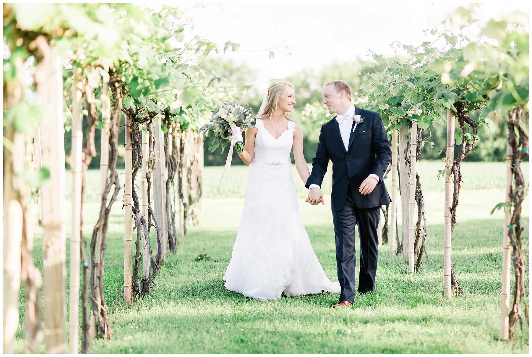 lavender-crest-winery-wedding-quad-cities-photographer-fieldstone-photography